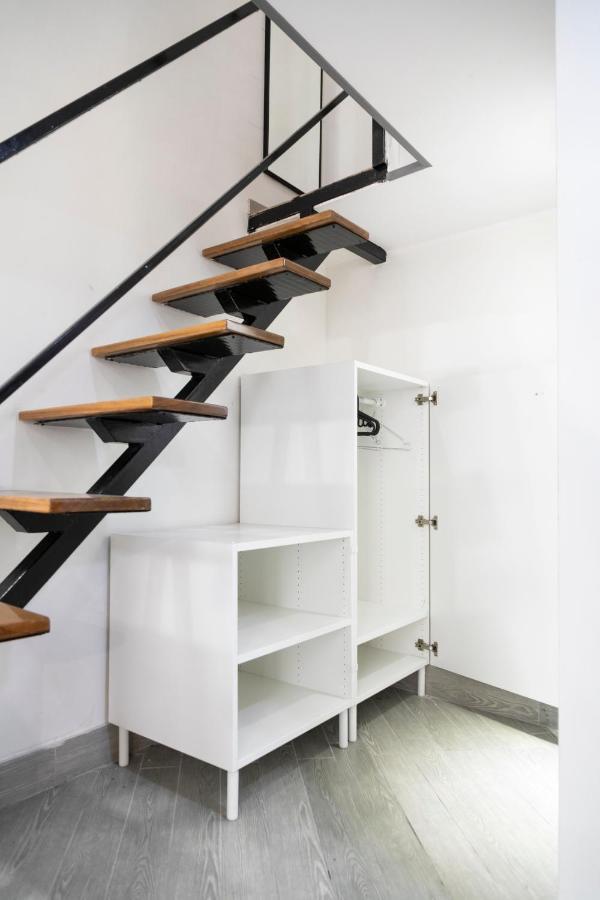 Fian Apartment نابولي المظهر الخارجي الصورة