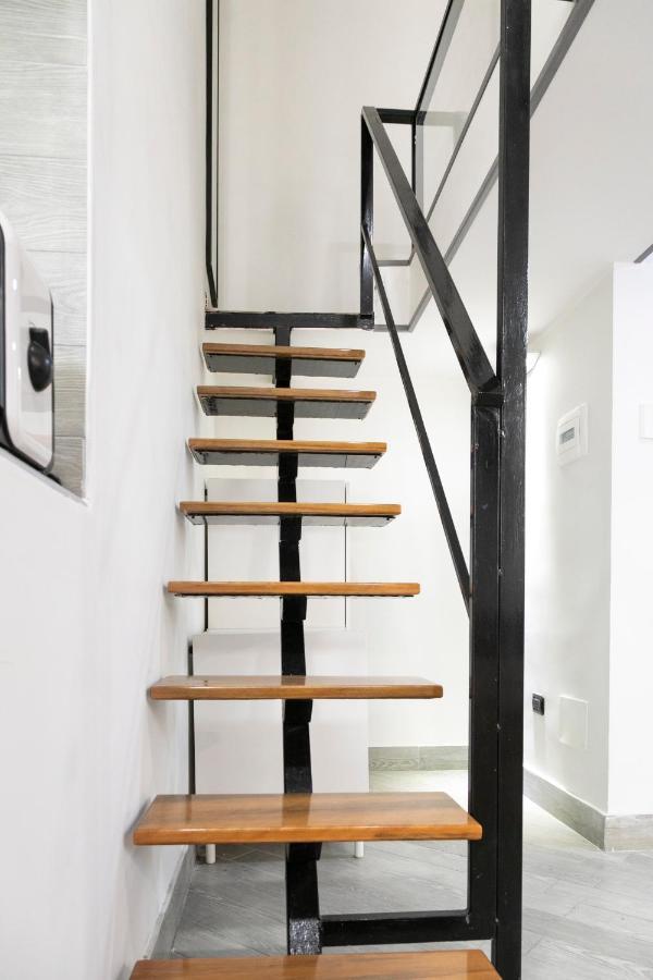 Fian Apartment نابولي المظهر الخارجي الصورة