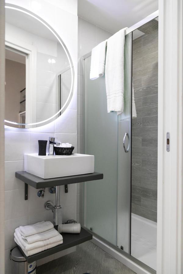 Fian Apartment نابولي المظهر الخارجي الصورة