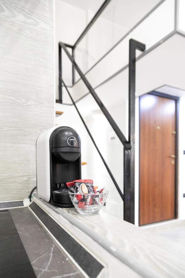 Fian Apartment نابولي المظهر الخارجي الصورة