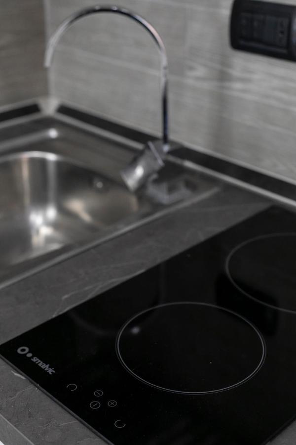 Fian Apartment نابولي المظهر الخارجي الصورة